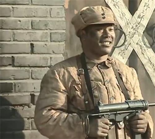 亮剑王有胜用亲身经历告诉观众凡事绝不可太嘚瑟