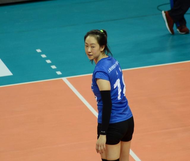 独家:王宝泉米杨赛后笑着在聊什么 这一幕彻底打消了网友猜测