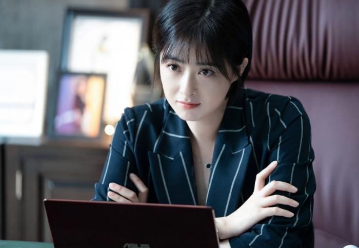 精英律师五大美女颜值排行榜蓝红排第二第一太惊艳