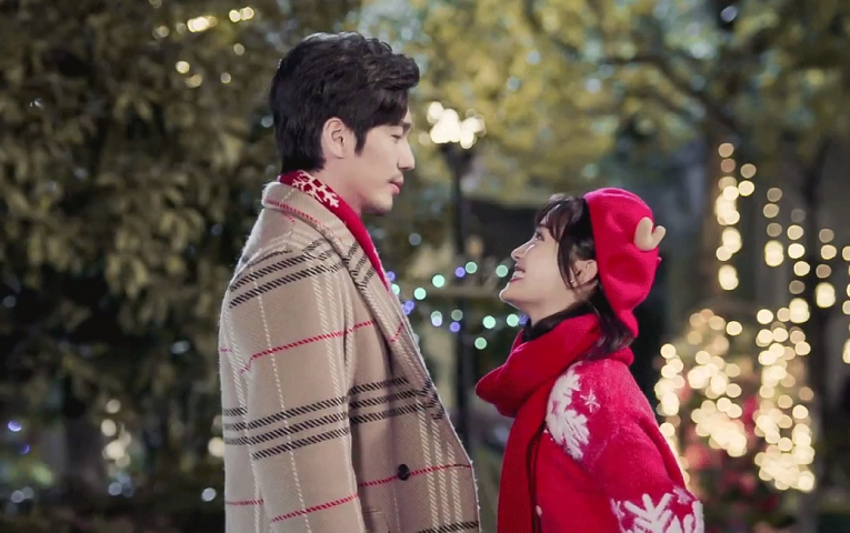 《蓬莱间》首播受好评,白宇西装制服诱惑,与郑湫泓上演沙雕甜剧