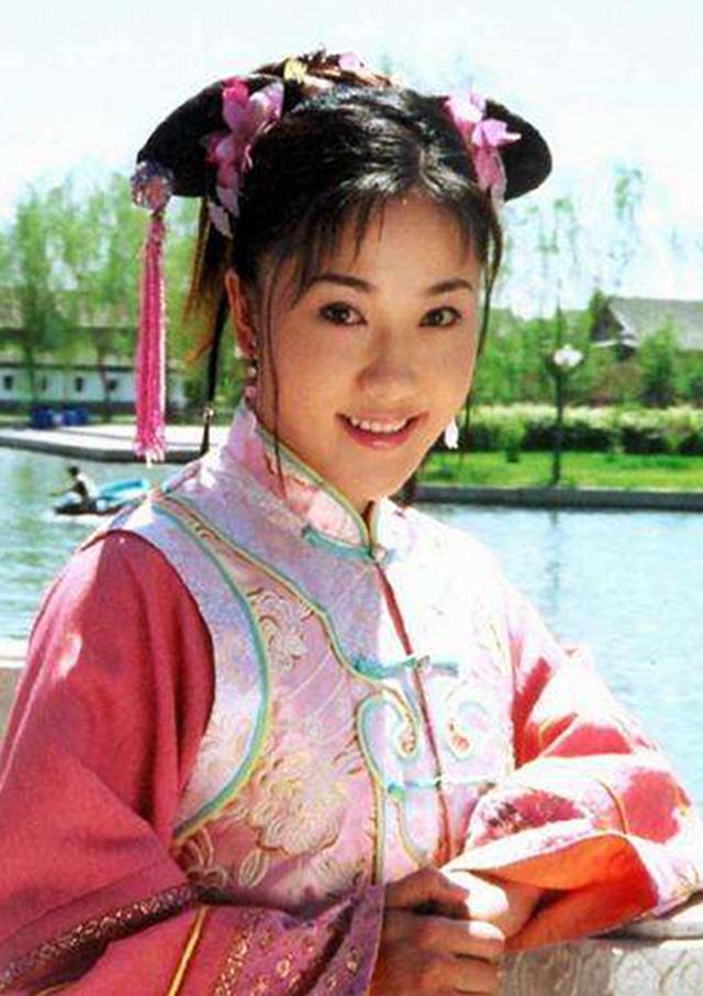 三德子法印小桃红新照曝光,均离开影视行当,岁月在身上留下印痕