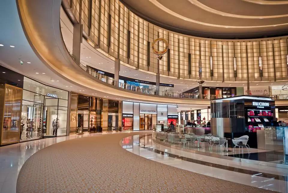 全球最大购物中心，堪称购物天堂