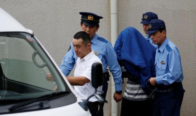 植松圣被捕画面从2017年3月到2018年7月,植松圣在狱中接受了4次采访