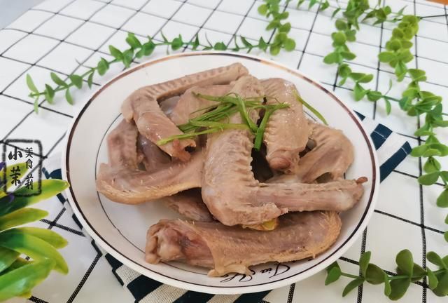 鸭翅不要卤着吃了加它简单的一腌一煮原汁入味