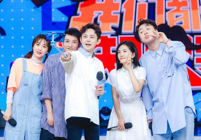 前快乐大本营主持人李湘点赞内涵谢娜微博又是手滑惹的祸