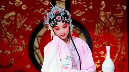 万年不爆的李沁只因走错了路