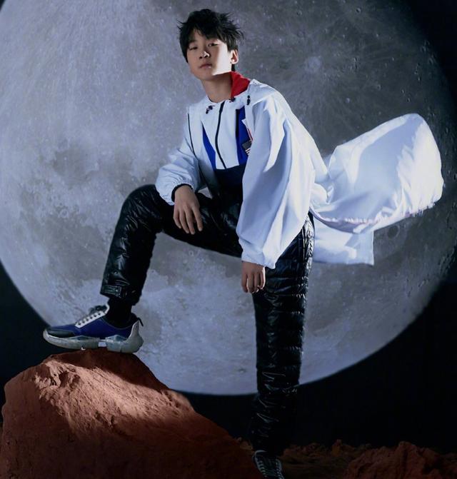 张亮|张悦轩|杂志大片_新浪新闻