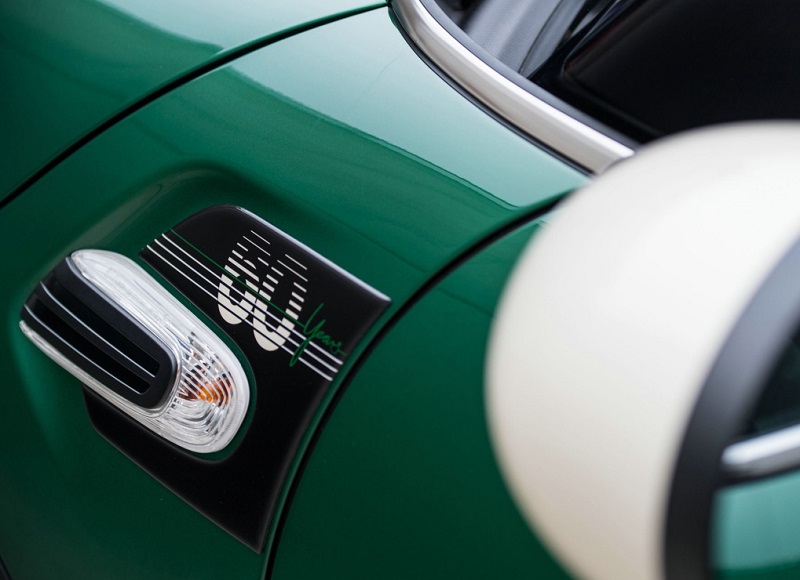 这台车和你的不一样！2019年发布的周年纪念版车型盘点