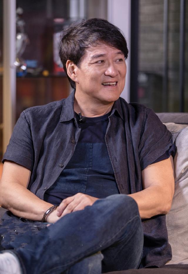 混血儿周厚安首谈父亲周华健和儿子合体唱歌舐犊情深眼眶噙泪