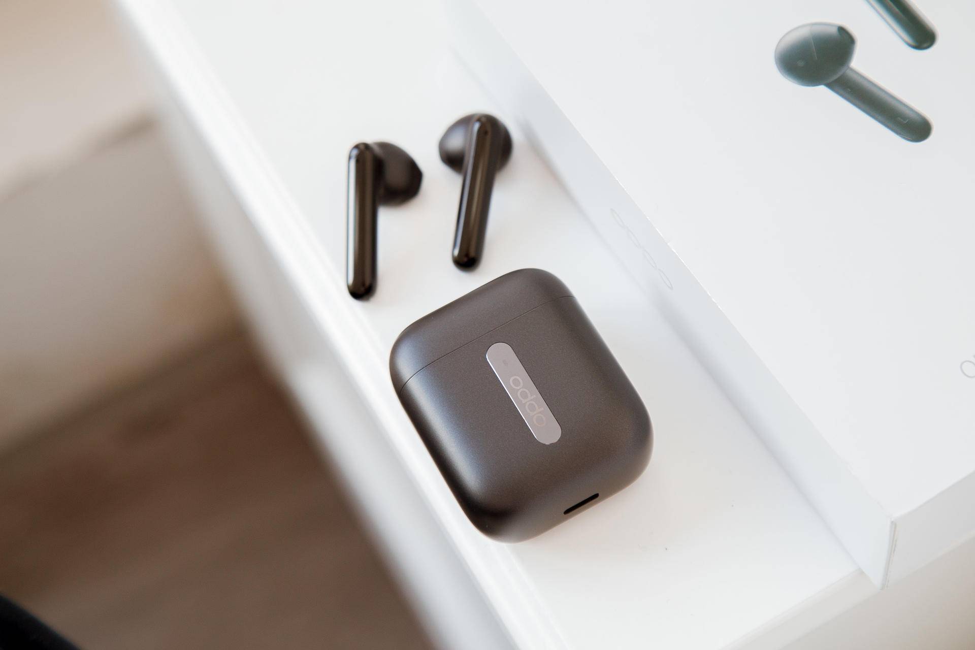 oppo真无线耳机图赏:ai通话降噪 音质优化