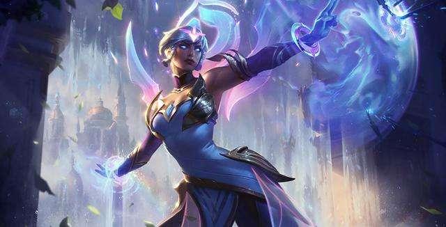 卡尔玛这次的日女(蕾欧娜)作为月蚀和守护神重回云顶,(小编在想,日女