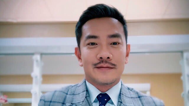 男星因二度涉毒失业罹患焦虑症靠训练宠物狗当网红卖艺养家