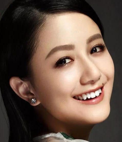 吴奇隆的妹妹,演技爆表颜值在线,却因嘴角一颗痣