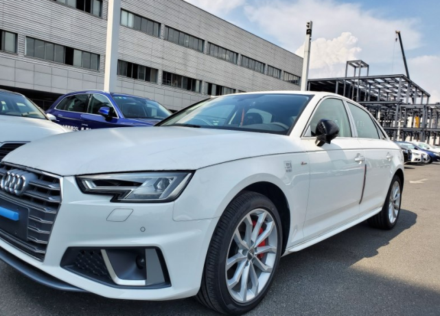 为什么33万能买20t四驱奥迪a4l38万才能买15t前驱奔驰c