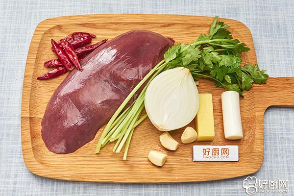 这道菜铁含量是羊肉的13倍,女孩子一定不能错过,气血双补