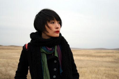 前夫是现任天娱总裁,二婚3个月疑似被家暴,39岁突然自杀身亡