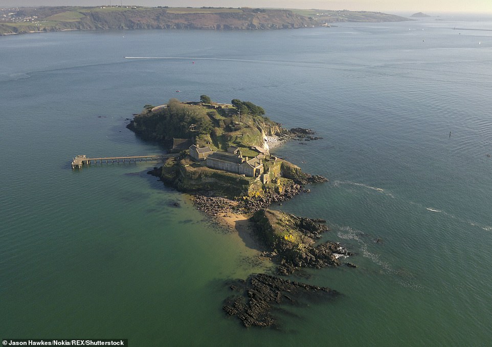 海中小岛无人问津,富商花5000万买下大改造,规划蓝图不一般