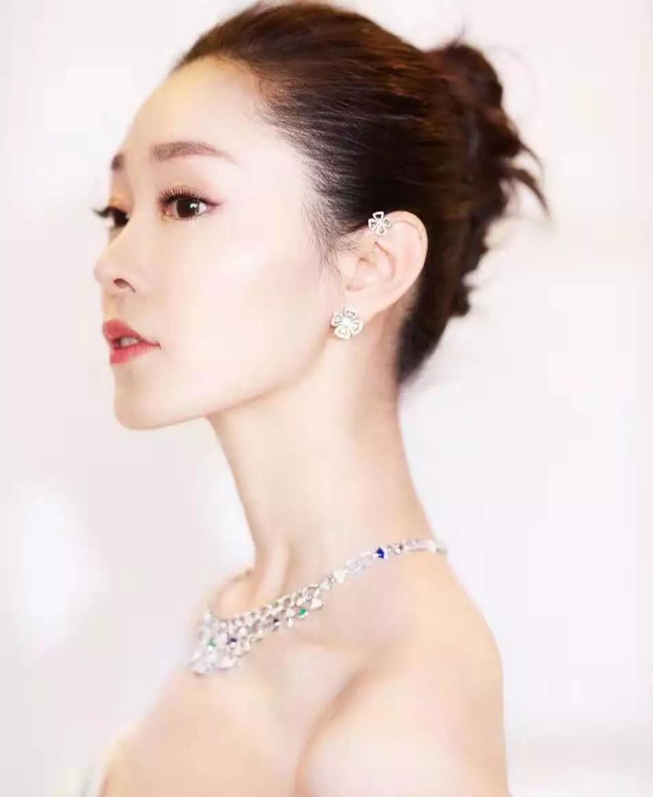 宋轶节目中自爆整牙,被亲妈吐槽长得丑,前后颜值差别巨大