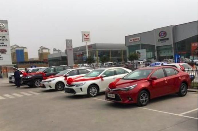 买新车先别急着交钱 看看这几个地方 都是猫腻和深坑