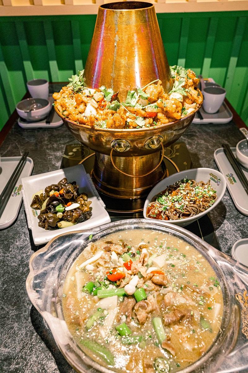 新年有美食,新世纪百货奥特莱斯带你探寻最正宗的"蛙"味