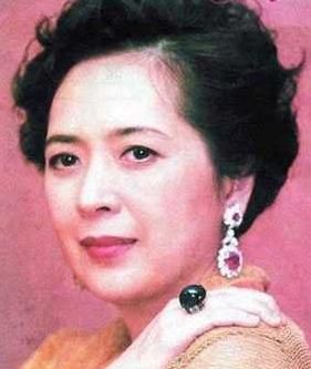 身家百亿女文盲:丈夫有外遇却大方成全|曹德旺|陈凤英|福耀玻璃_新浪