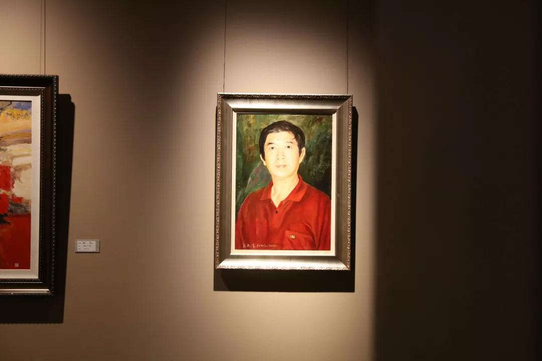烂漫清纯丨周卫平油画作品展在宜兴市美术馆顺利开幕