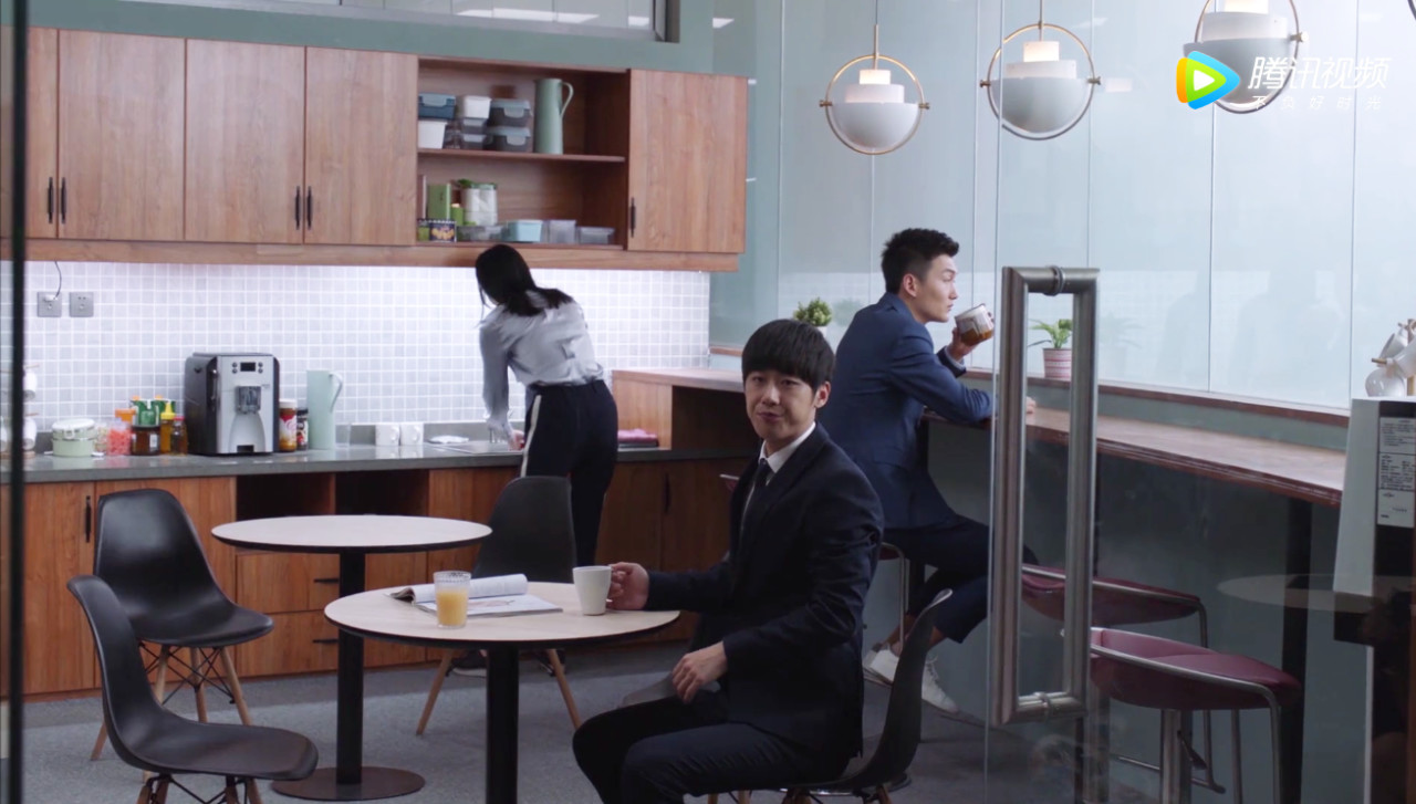 热播剧精英律师提前收官办公室工作也能成为一种享受