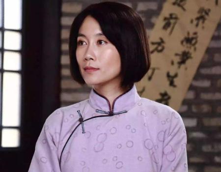 她为拍戏不惜吃"媚药",愿为事业奉献一切,如今43岁活成这样