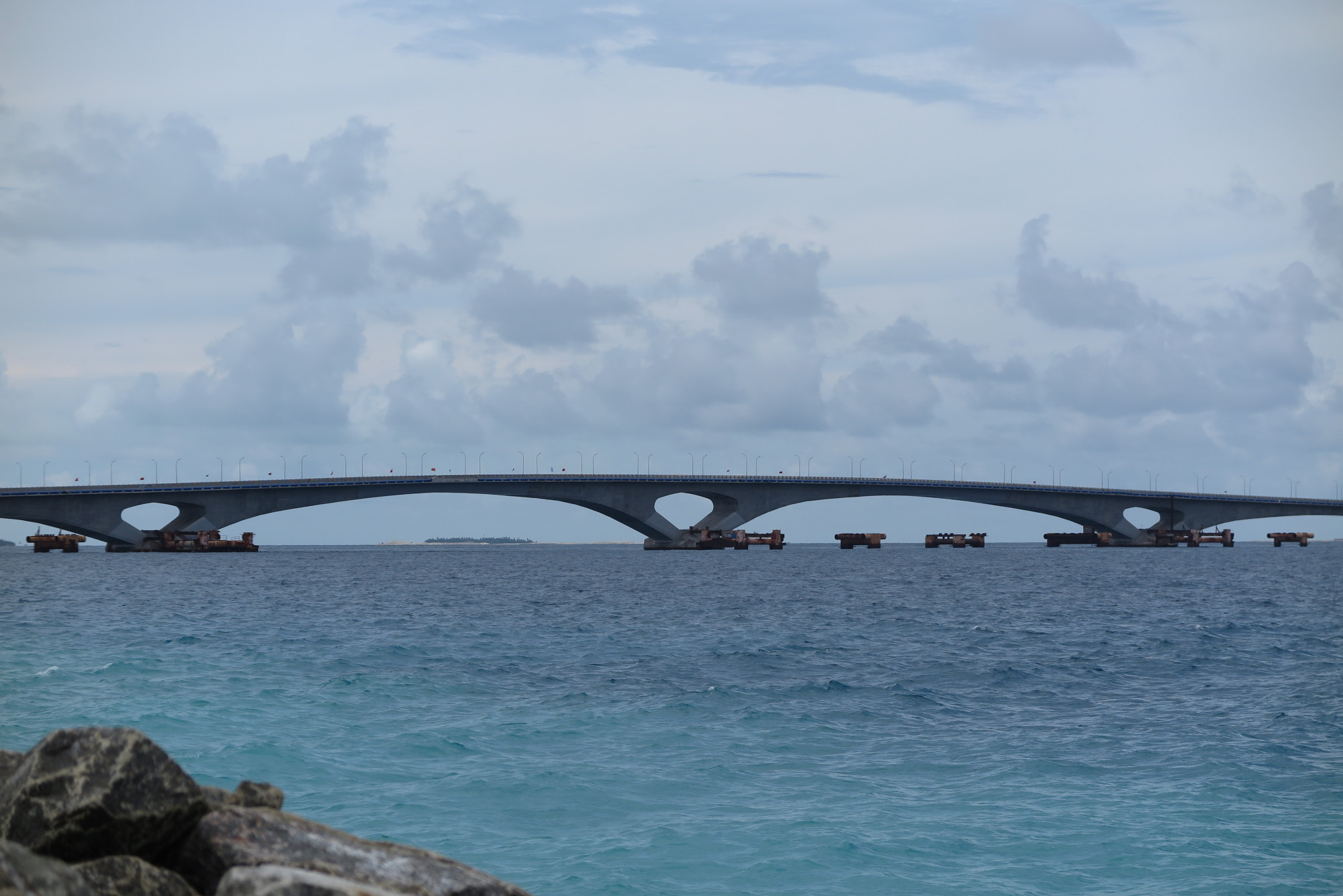 可影响全国经济,却由中国建设还出资60%|跨海大桥|马累|马尔代夫_新浪