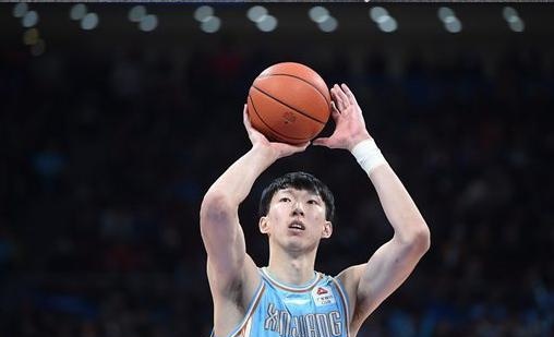 新疆主场迎战福建 超级外援克拉克cba首秀期待吗?