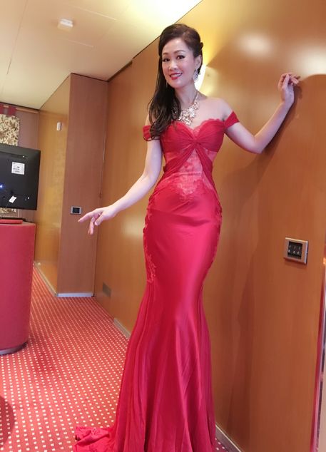 她是芳华绝代的古装皇后弃男主下嫁男二年近五旬依旧妩媚动人