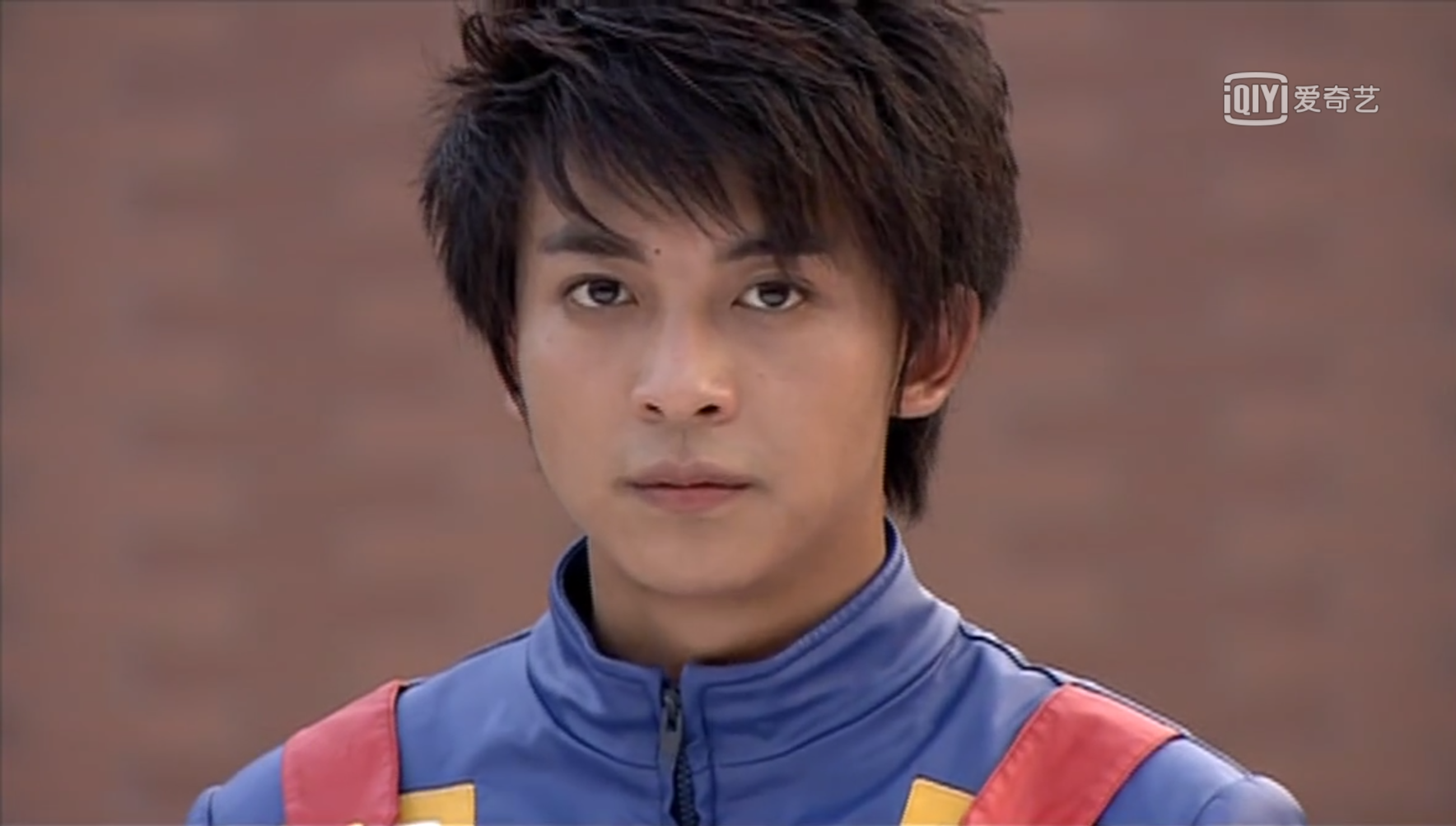 《爱情公寓》里的菜鸟律师,但背地里却是个奥特曼|金甲战士|爱情公寓5