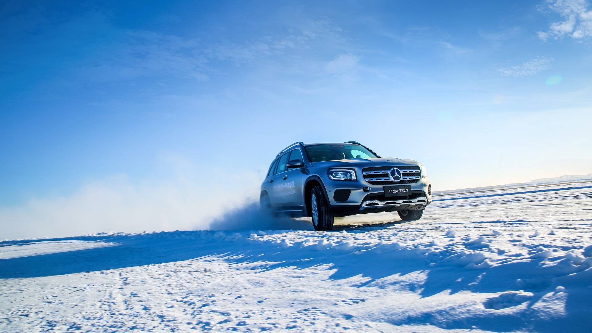 宇尘说车│全新腾势x与梅赛德斯-奔驰旗下25款车型凌风驭雪