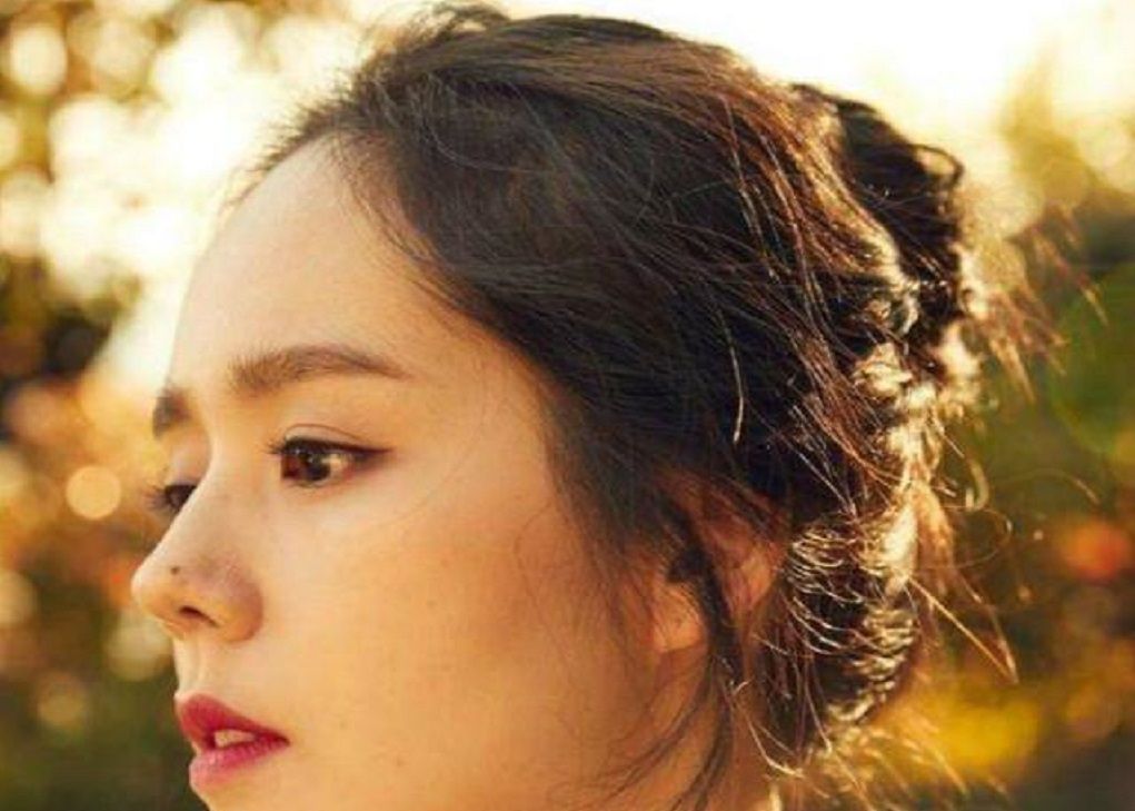 女生脸上这4个地方有痣,天生就是美人胚子,点掉反而会变丑哦!