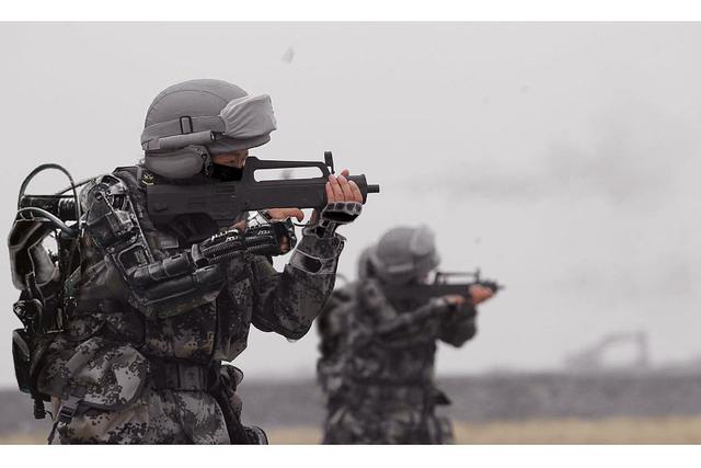 正文         中国解放军配备以上四大系统后将变身未来战士,拥有超强