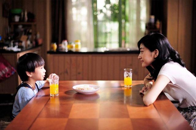 5岁女儿晚上一直喊“头疼”，医生检查后，开出的药方让妈妈落泪休闲区蓝鸢梦想 - Www.slyday.coM