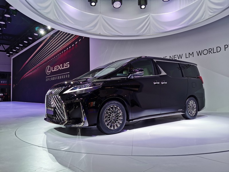 全新旗舰MPV 雷克萨斯LM300h售116.6万元起 将于2月24日上市