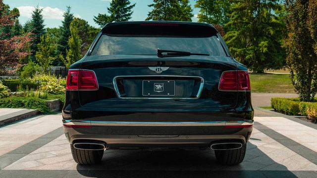 宾利添越bentayga防弹装甲车改装费用50万美元