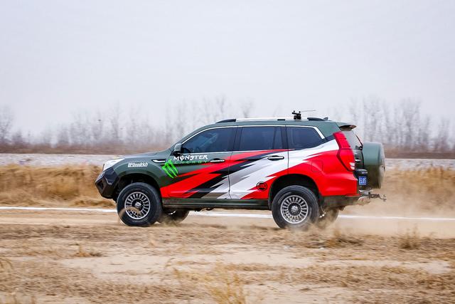 吃着火锅开着车,看过"轰九年会",我也想当哈弗h9的车友