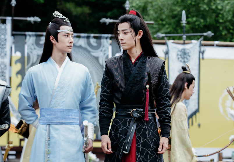 陈情令特别版真还原原著,魏婴抓蓝湛手指用力变形,对视喉结滚动