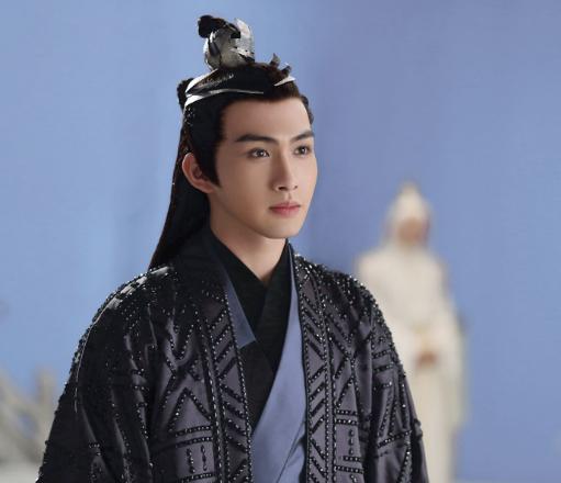 《司藤》宣布开机,女主长相清甜,男主曾和杨幂合作过|司藤|曾和|杨幂_新浪新闻