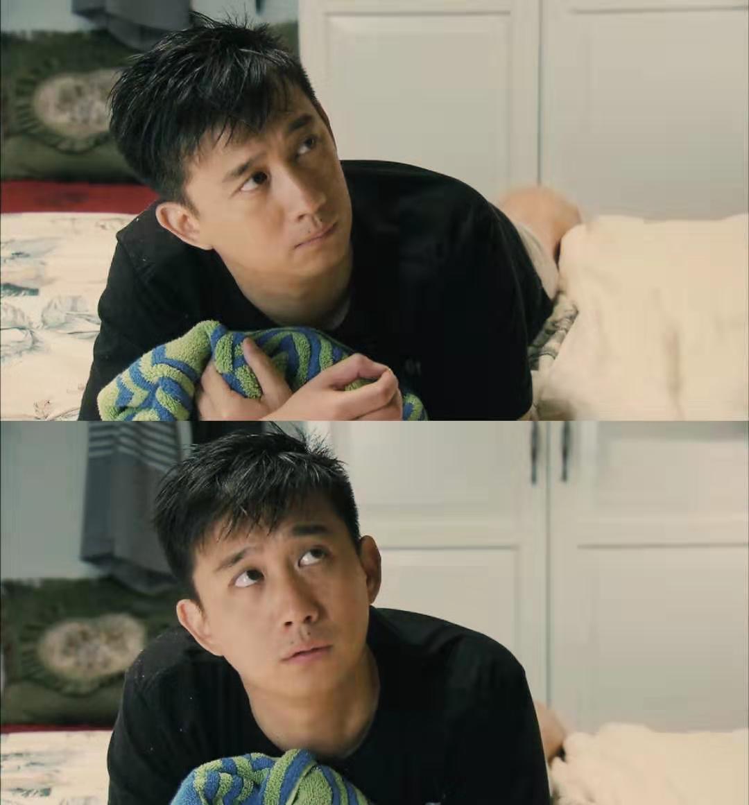 翻看黄磊最近的微博,总结下来就是减肥两个字,在去年十月份的时候