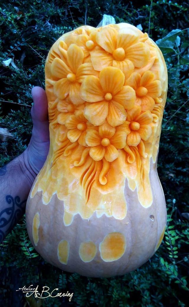 大神用南瓜雕出精美绝伦的造型,让人拍案叫绝