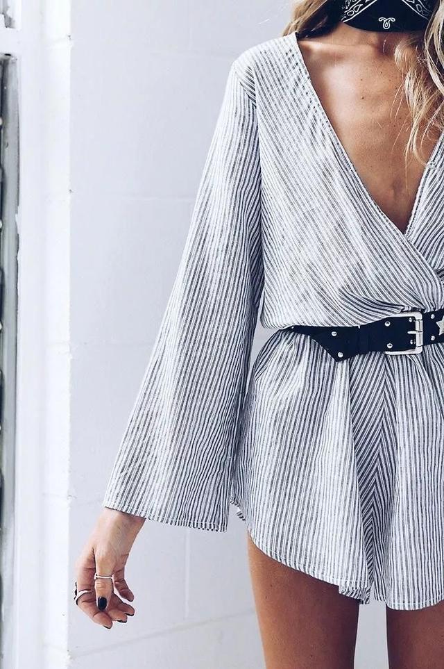 想要拥有窈窕曲线,得懂得学会按照腰型来穿搭,做对了显瘦又显高