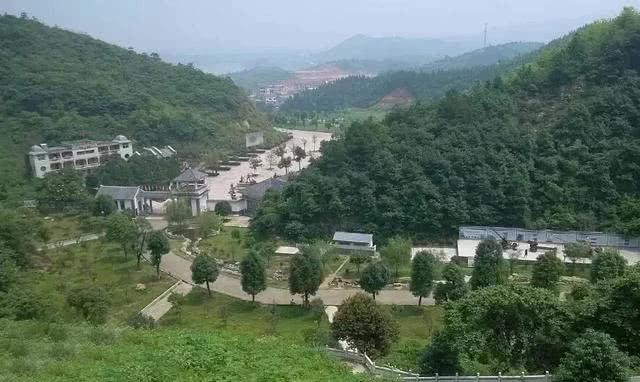 湖南临湘6501江南大漠风景区