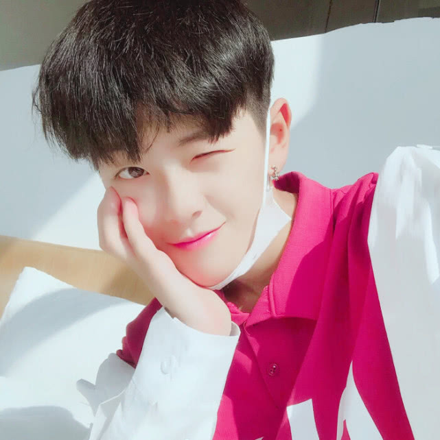 00后一见倾心5种男生发型,不仅男生喜欢,就连女生也觉得很帅!