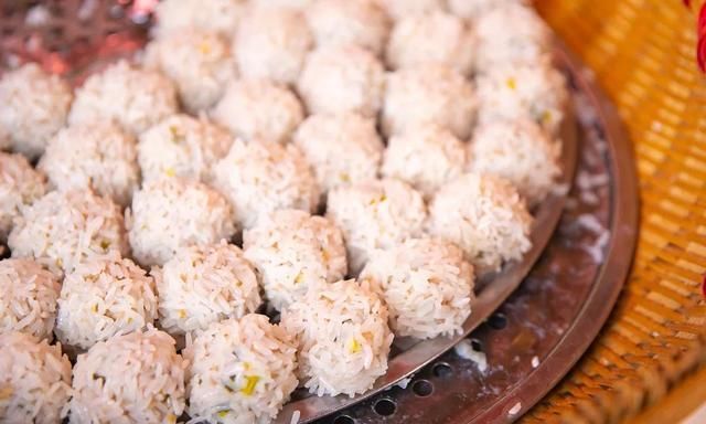 武汉人有多爱肉圆子?猪肉再贵也挡不住吃货的胃