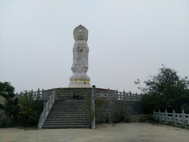 山东被遗忘的一座山，是古滕八景之首，主峰海拔517米，就在滕州