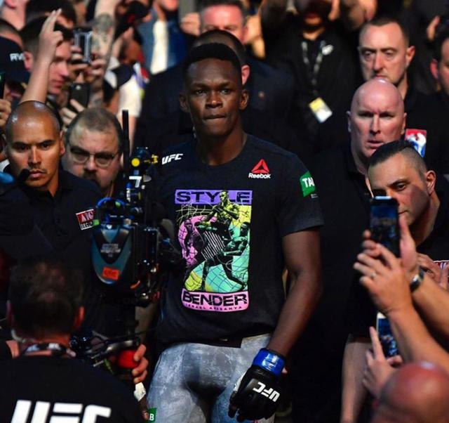 埃神虽入籍中国,却还没有体坛巨星被归化,ufc世界冠军有可能?