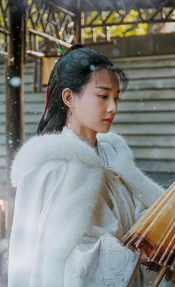 《剑王朝》"长孙浅雪"美图欣赏,冷若冰霜,真是冰山美人!